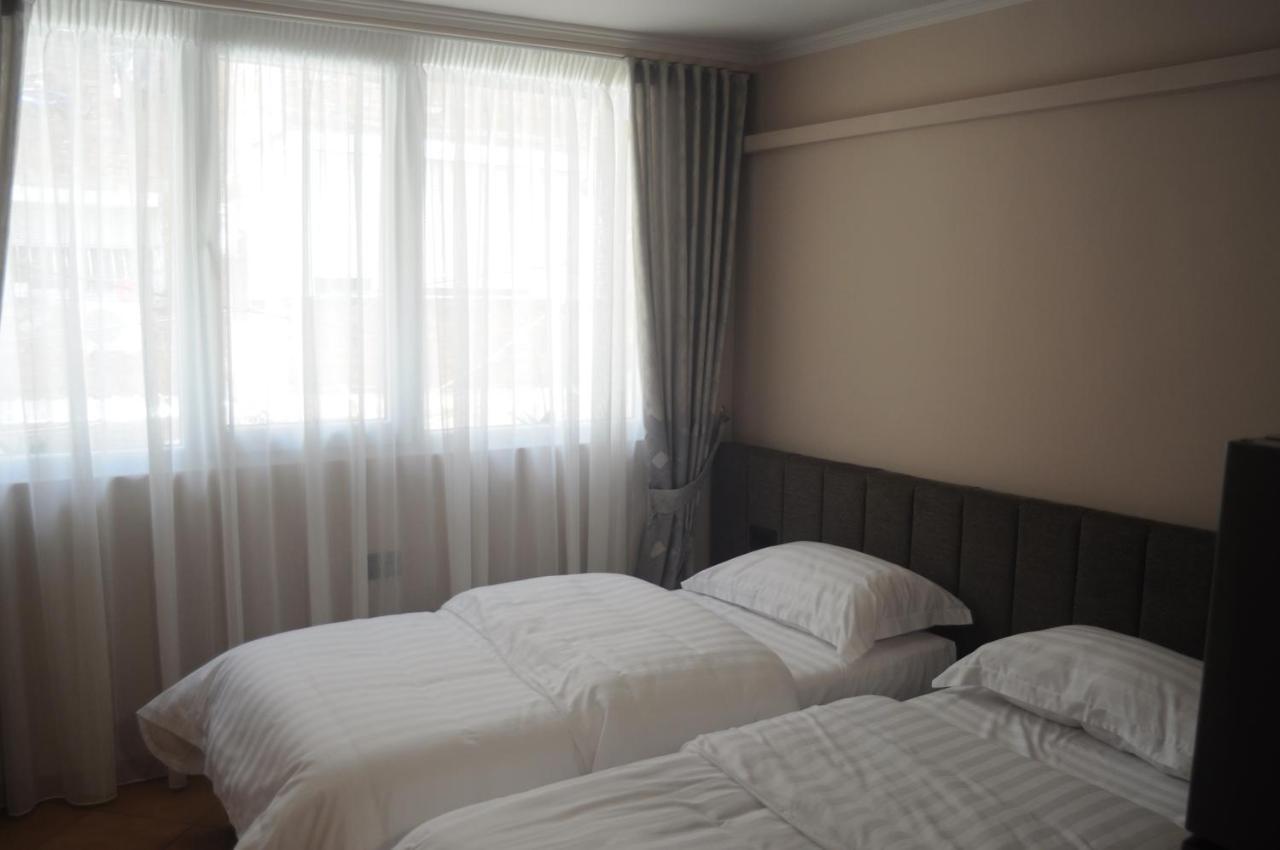 Appartement Bliri Myslym Shyri à Tirana Extérieur photo
