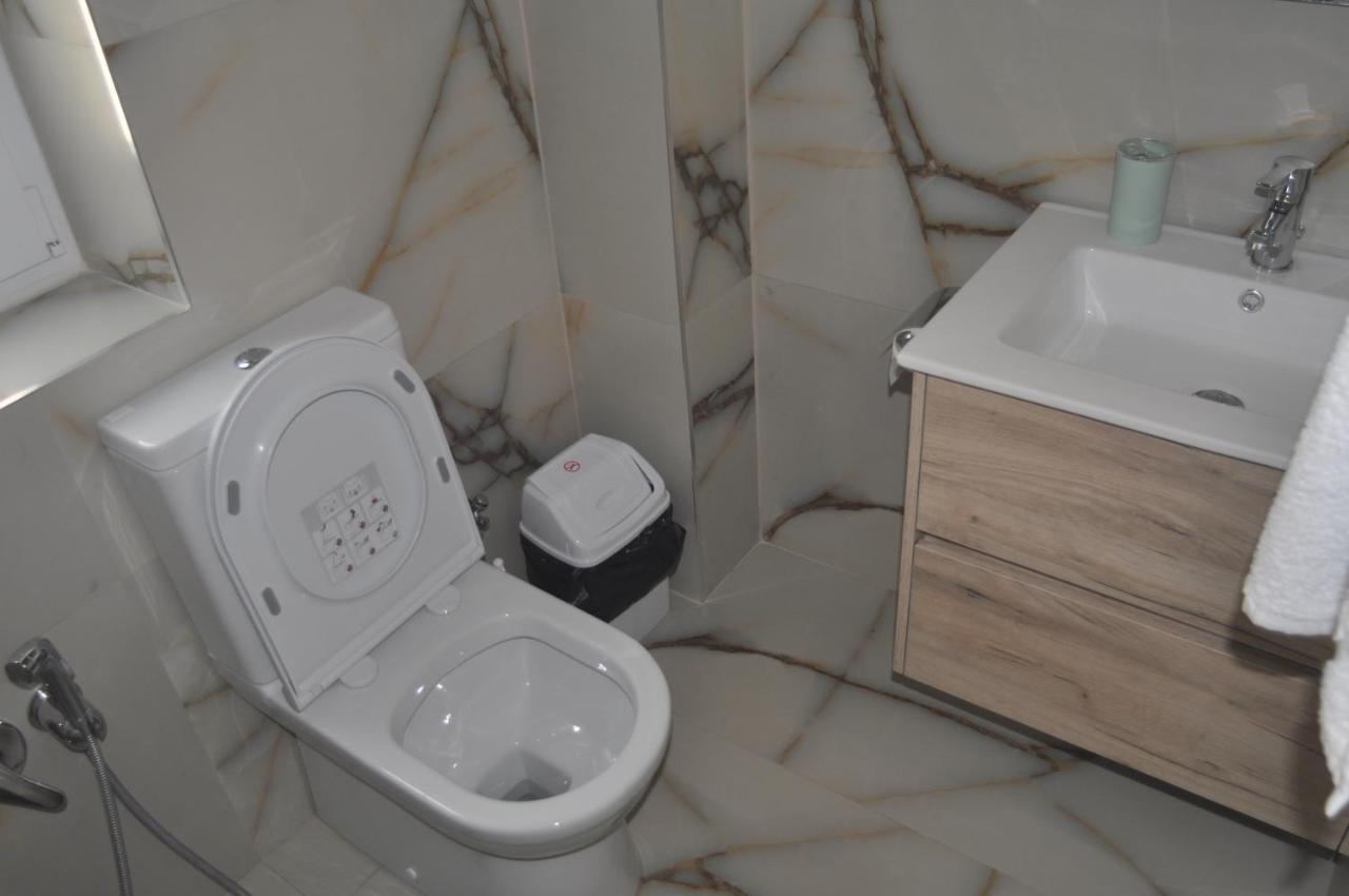 Appartement Bliri Myslym Shyri à Tirana Extérieur photo